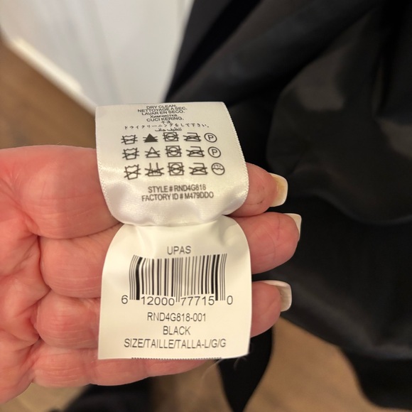 BCBGMaxAzria Black Cape Blazer - Picture 6 of 8